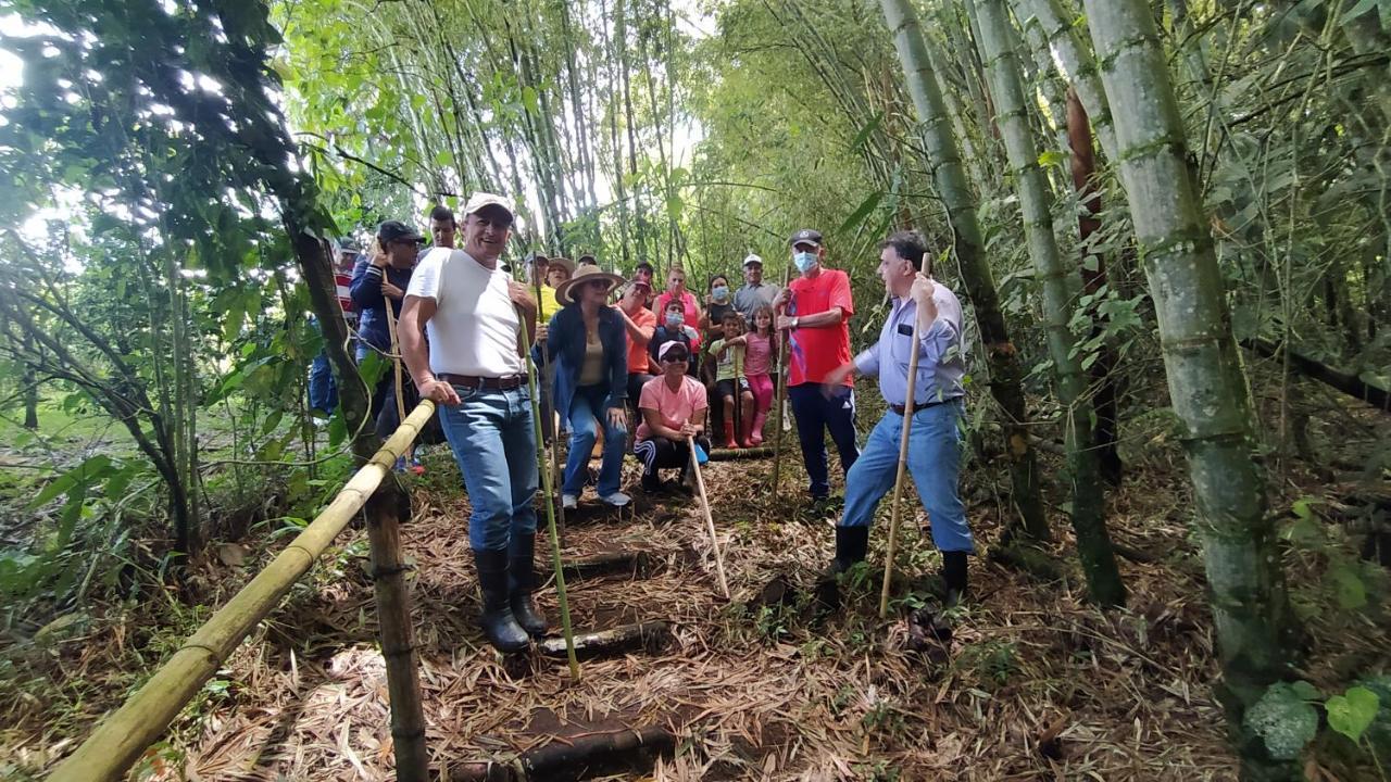 La Acuarela, Posada De La Monita Pereira Exteriér fotografie